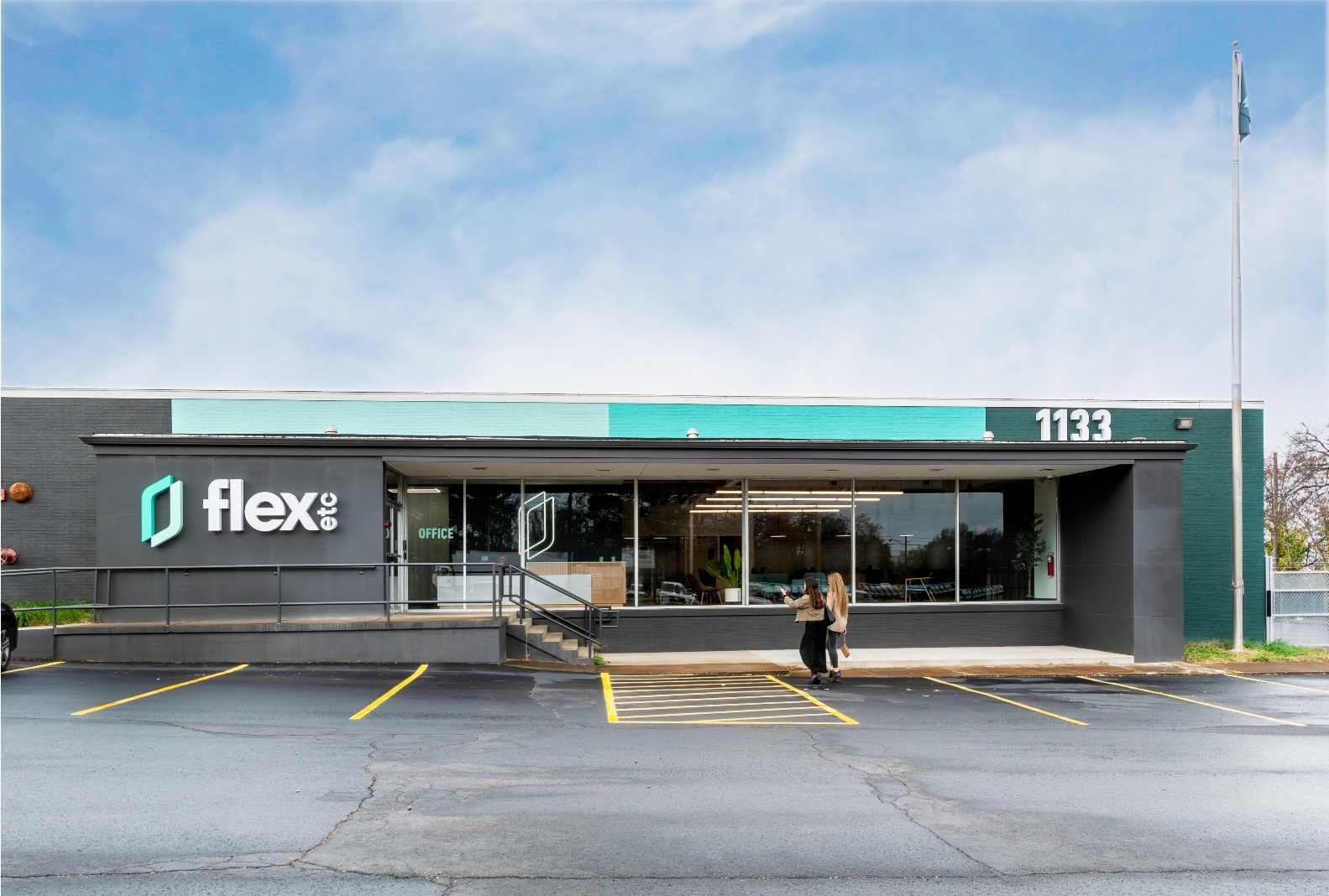 FlexEtc Nashville Front Entrance Office & Parking Lot
