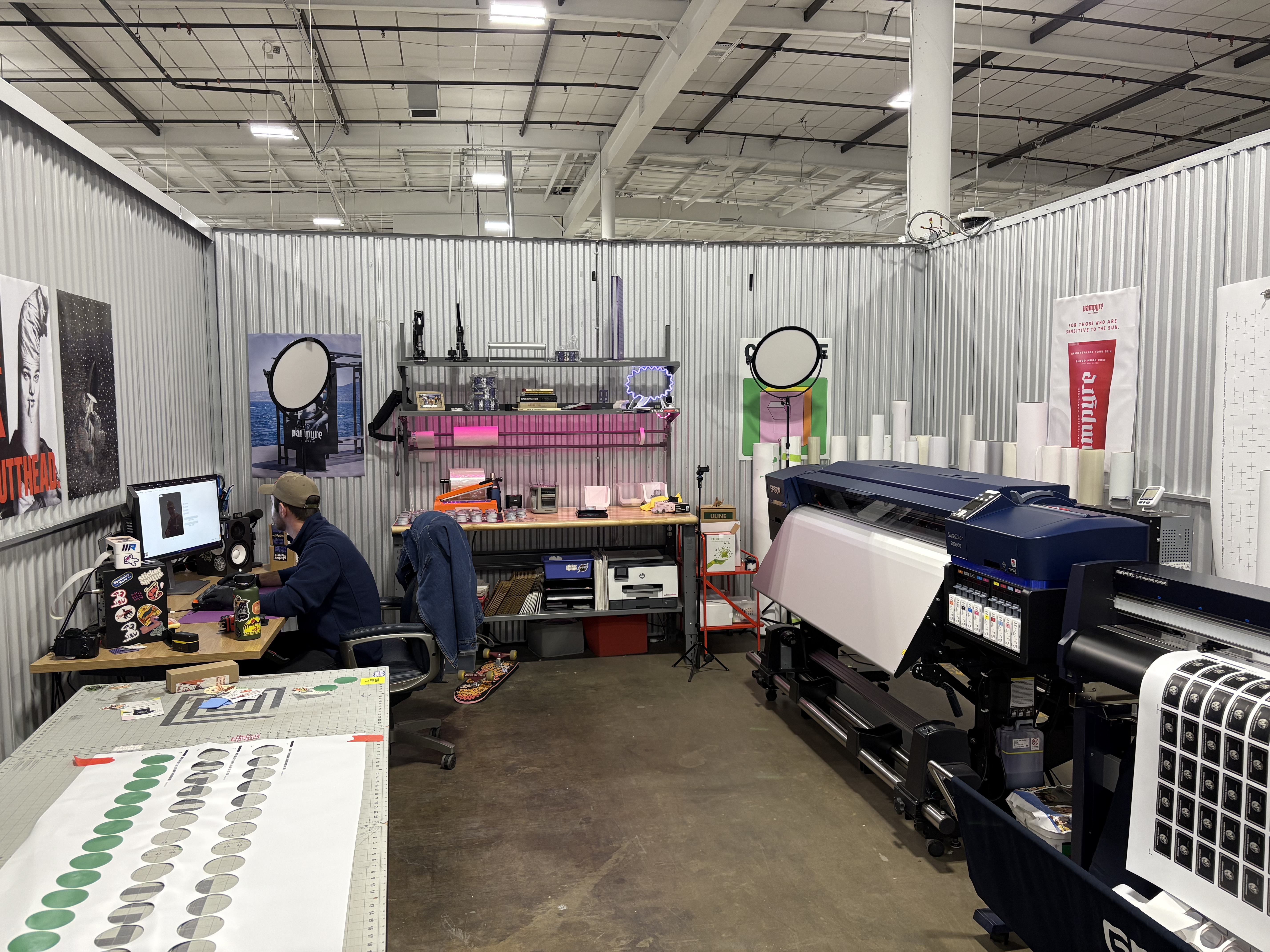 ab72f7ad-d81d-147e-4e2e-1c540a5dc3fd